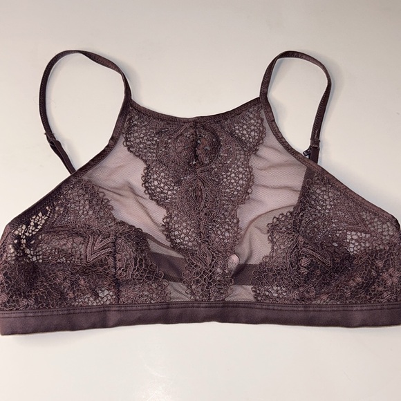 ToBeInStyle Women’s Stretch Lace Hourglass Back Bralette – Full Mesh Lining, Dark Plum | Comfortable Fashion Bra Top - View #2